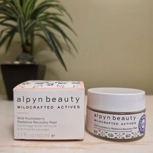 Alpyn Beauty | Wild Huckleberry Radiance Recovery Peel 1.7 Fl Oz/50 mL